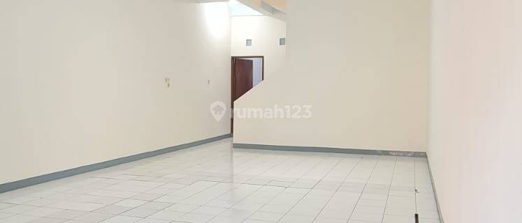 Dijual Ruko 2 Lantai Siap Huni Cocok Untuk Usaha di Taman Holis Indah 2 1