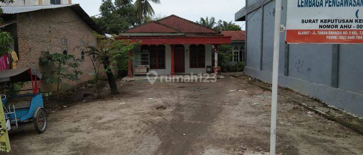 Tanah murah di di Jl taman bahagia 694 m² pinggir jalan 1