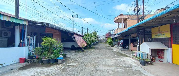 Rumah Bagus di Jalan Laguna - Titi Kuning, Medan 1