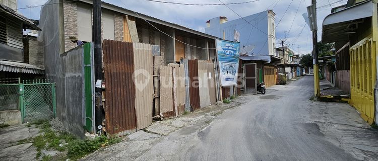 Rumah Baru Unfurnished di Jalan Tongkol, Medan 1