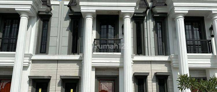 Dijual Villa Citraland Helvetia De Vittoria Siap Huni  1