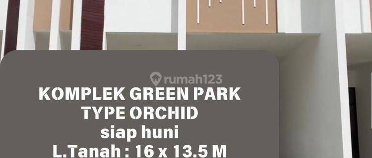 Rumah 2 Lantai Bagus Komplek Green Park 1