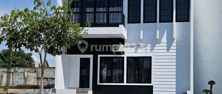 Rumah Cantik 2 Lantai, Lokasi Belakang Kantor Polda 1