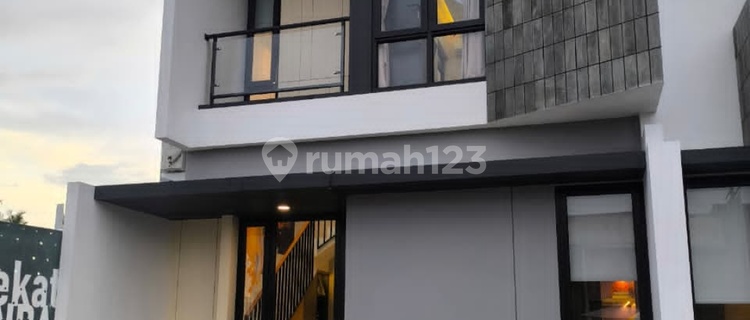 For Sale House Down Payment 4.9 Million Fees Included, Location on Provincial Road Axis 1