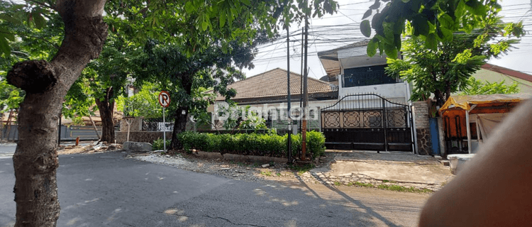 RUMAH LOKASI STRATEGIS DAERAH RAMAI COCOK UNTUK KOST-KOSTAN DAN USAHA 1