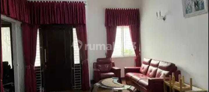Disewakan Rumah di Kebon Jeruk 1