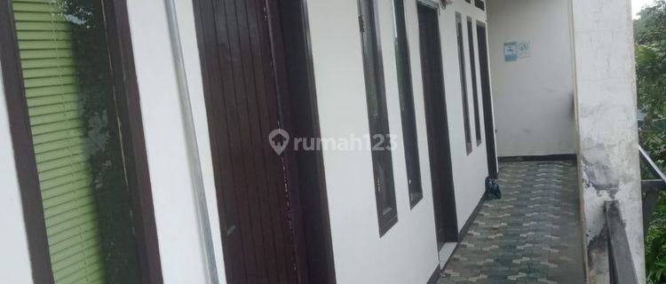 Dijual Kontrakan 6 pintu Dua lantai, kontrakan Bumi Rambutan.  1