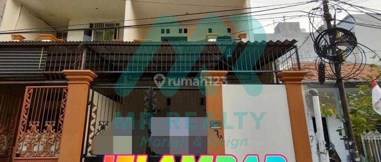 ** Rumah di Jelambar 2 Lantai SHM Butuh Renovasi Utara** 1