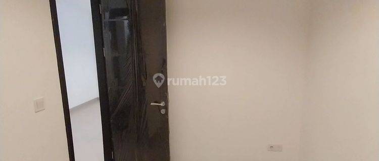 *** Apartemen Green Royal Apartment 2 Kamar Tidur Baru Unfurnished*** 1