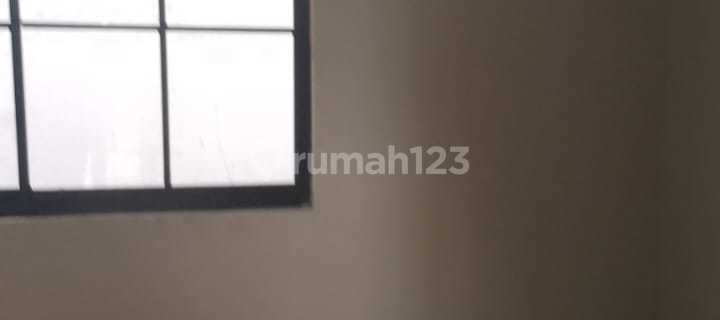 1Anrw - Disewakan Rumah Green Lake City Cluster East Asia 1