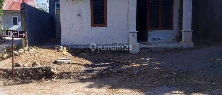 Rumah di perumahan pondok indah matani SHM Bagus 1