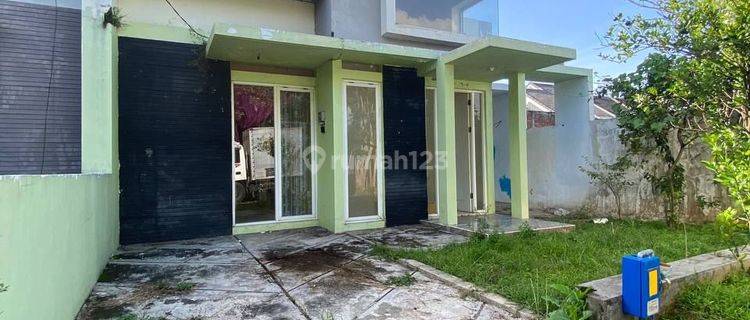 DI JUAL CEPAT RUMAH LOKASI STRATEGIS HARGA BU 1