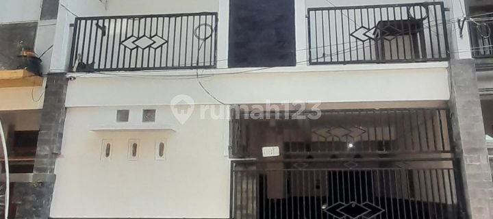 Cheap Sale Active Dormitory Full Occupancy in Merjosari Campus Area 1