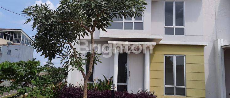 Rumah Di Cluster Amalfi Village Gading Serpong Tangerang 1