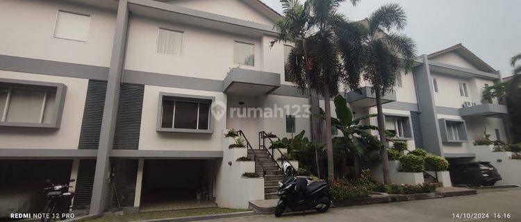 Rumah Sewa Townhouse Lebak Bulus Dekat Rs Fatmawati  1