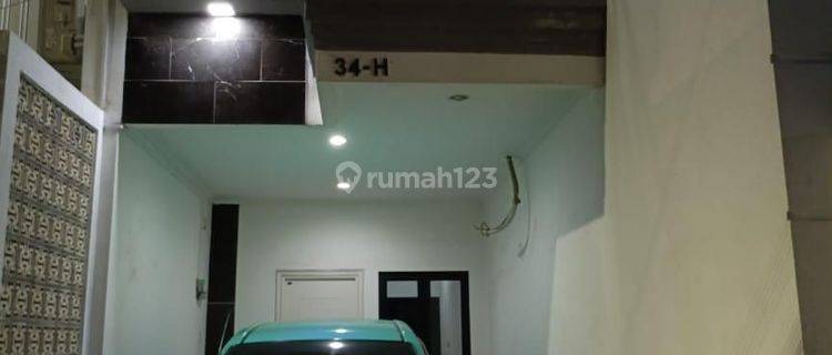 Rumah Baru  2 Lantai Shm Hadap Selatan Dekat Tugu Tani Menteng  1