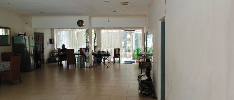 For Rent/For Sale Commercial House in Kebayoran Baru 1