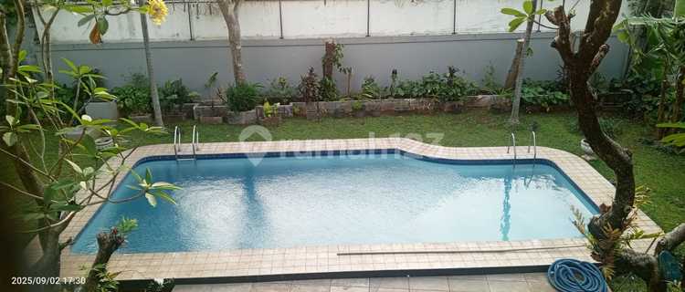 Disewa Rumah Mewah Dan Luas Di Kemang Selatan 1