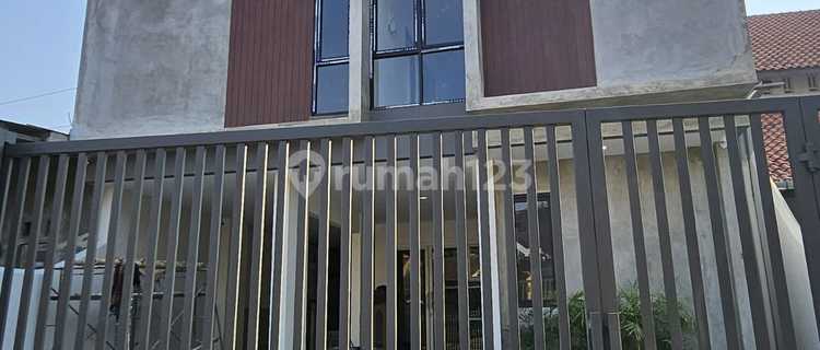 For Sale: Exclusive, Nice, Cheap Boarding House in Dikalicari, Supriadi, East Semarang 1