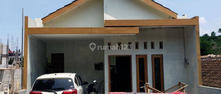 Dijual Rumah 2lt Baru Di Kedungmundu Jl Kaba 3kt 2km  1