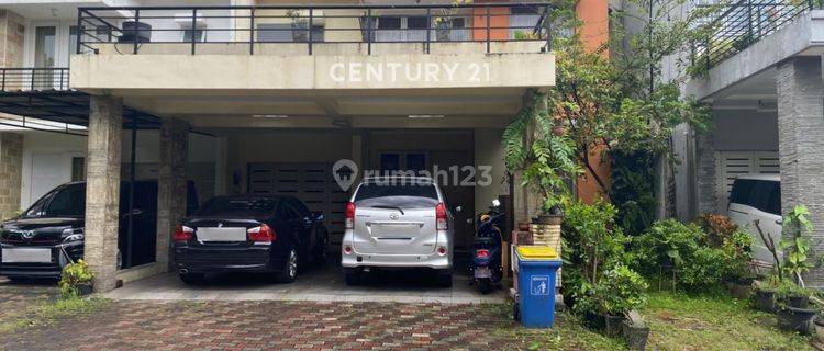 Dijual Rumah Bagus Strategis Harga Menarik Di Bsd  1