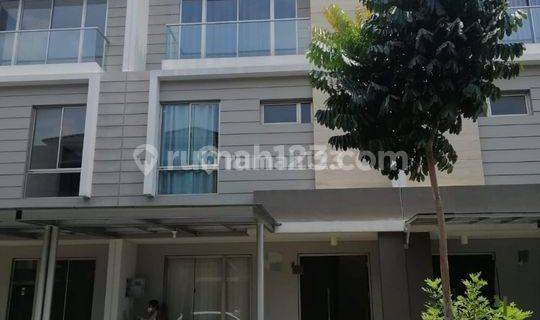 Rumah Harmony Golf Island Ukuran 6x12,5m 1