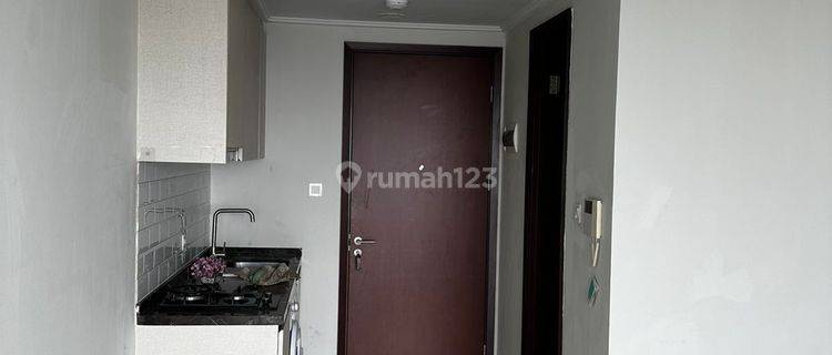 Disewa  Apartemen Green Sedayu Semi Furnished 1