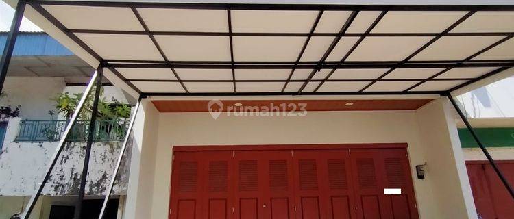 Disewakan Ruko Baru 3lt Jalan Tarakan Cocok Cafe Siap Pakai  1