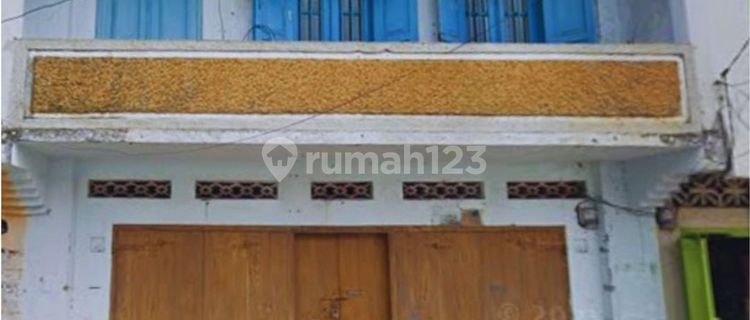 Rented Shop House 2 Floors on Manggis Bantaeng Main Road Shopping Area 1