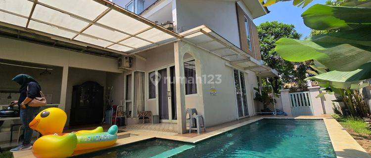 Villa Rancamaya Furnish Kolam Renang SHM  1