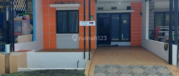 Rumah di Harapan Mulya Cluster Alamanda, Bekasi Jual Cepat  1