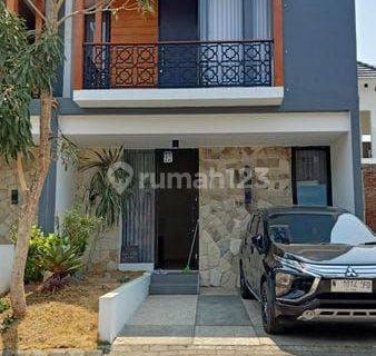 Disewakan Rumah Modern Minimalis Full Furnished 2 Lantai di Adyna Residence Malang 1