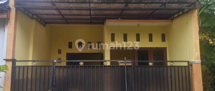 Rumah 2 Lantai Siap Huni Lokasi Strategis Di Laweyan Surakarta 1