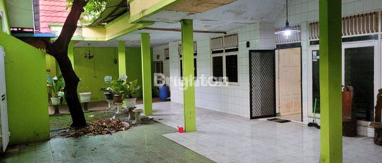 Rumah Luas Lokasi strategis  1