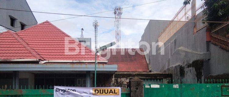 RUMAH LUAS TENGAH KOTA MAKASSAR 1