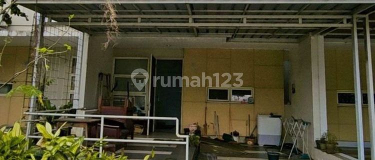 House for Sale 2 Floors. Super Complete and Affordable Grand Wisata, Bekasi 1