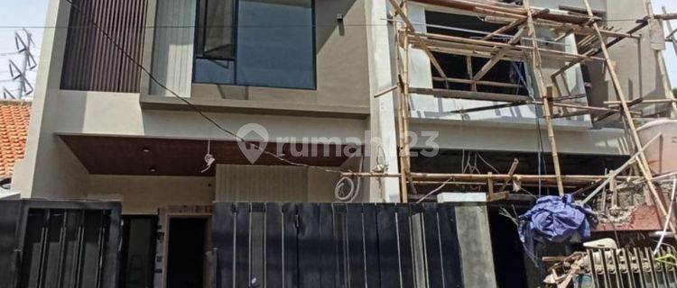 New house for sale in Rawamangun, East Jakarta, near Persahabatan Hospital. 1