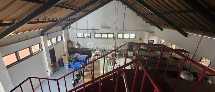 Dijual Gudang Area Renon 1