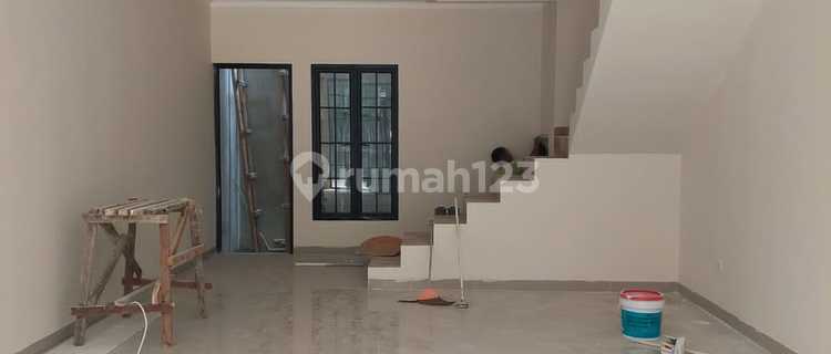 Commercial Area Ruko Near Pejaten Mall For Office 1