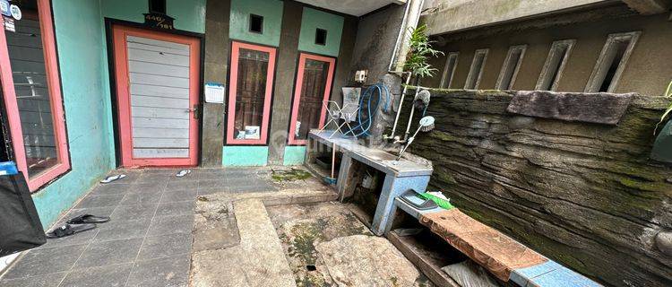 Dijual Rumah 4 Kamar Dijalan Cemara, Dekat PVJ 1