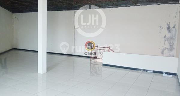 For Sale or Lease: Shop House in Banjarsari Raya BQ Suare Tembalang Semarang. Rental Price IDR 65 million/year. 1