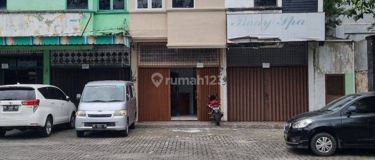 Ruko 3,5 lantai siap pakai dekat RSU Pirngadi Kota Medan 1