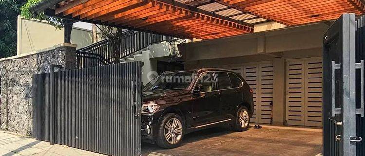 RUMAH SIAP HUNI LOKASI STRATEGIS SENOPATI AREA KEBAYORAN BARU JAKARTA SELATAN  1