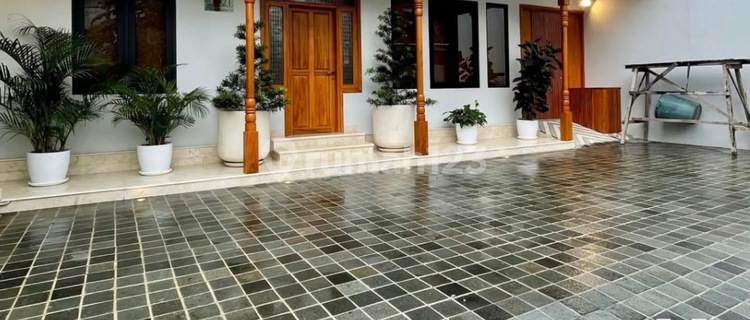 Brand New Cocok untuk Hunian atau Komersil Area Kebayoran Baru Jakarta Selatan 1