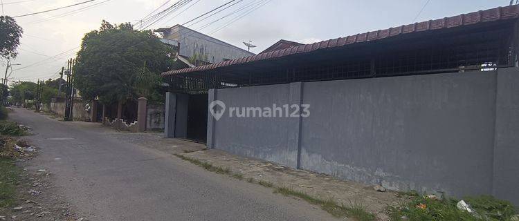 Rumah Petak Luas Lokasi Strategis Di Medan Kota 1