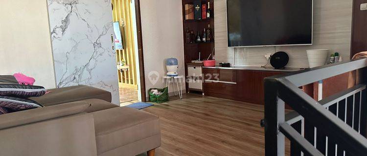 Rumah 2 Lantai Bagus Unfurnished SHM di Taman Kopo Indah 2, Bandung 1