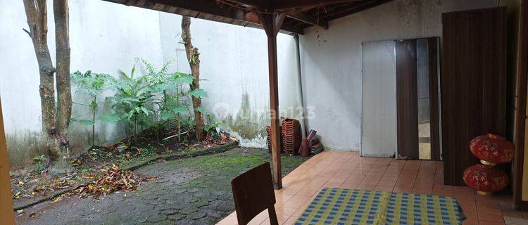 Rumah 2 Lantai Bagus Furnished SHM di Rumah Kbp Tatar Wangsakerta 

, Bandung 1