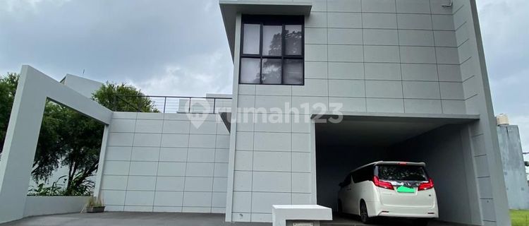 Modern Minimalist House The Spring Scarlet Gading Serpong 1