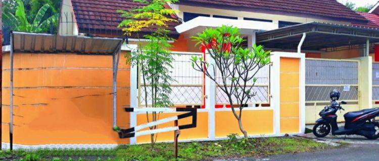 Rumah Bagus Dekat Mall Sekolah Favorite, di Pusat Kota Solo 1
