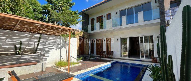 For Rent Viila Full Furnished Parkir Luas Di Legian Kuta Bali 1